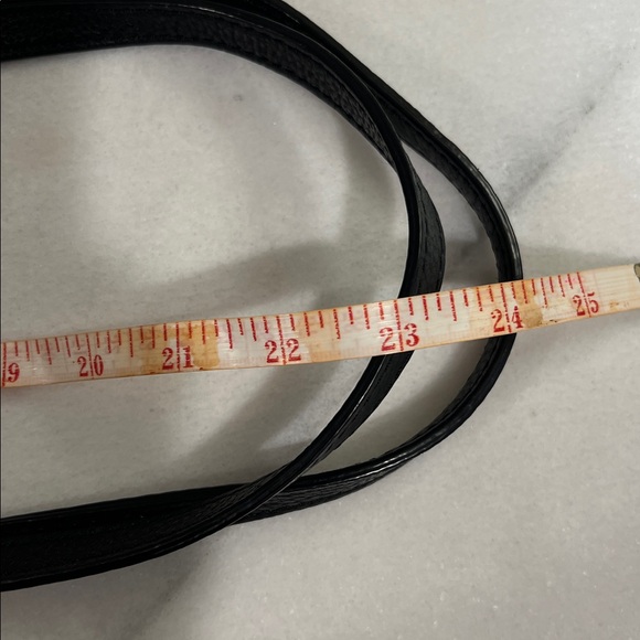 B Makowsky black leather shoulder handbag with silver chain - Picture 14 of 14